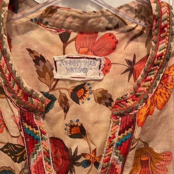 Johnny Was workshop tan shirt with flowers 💐 - Picture 2 of 10